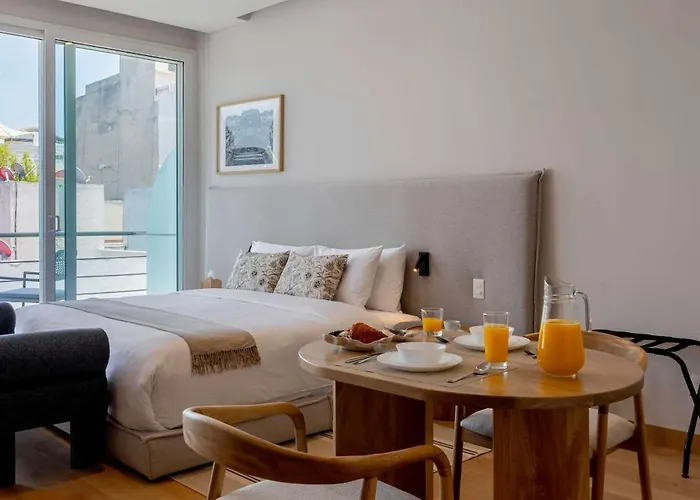 508 Capitalia Balcony Retreat Apartment *